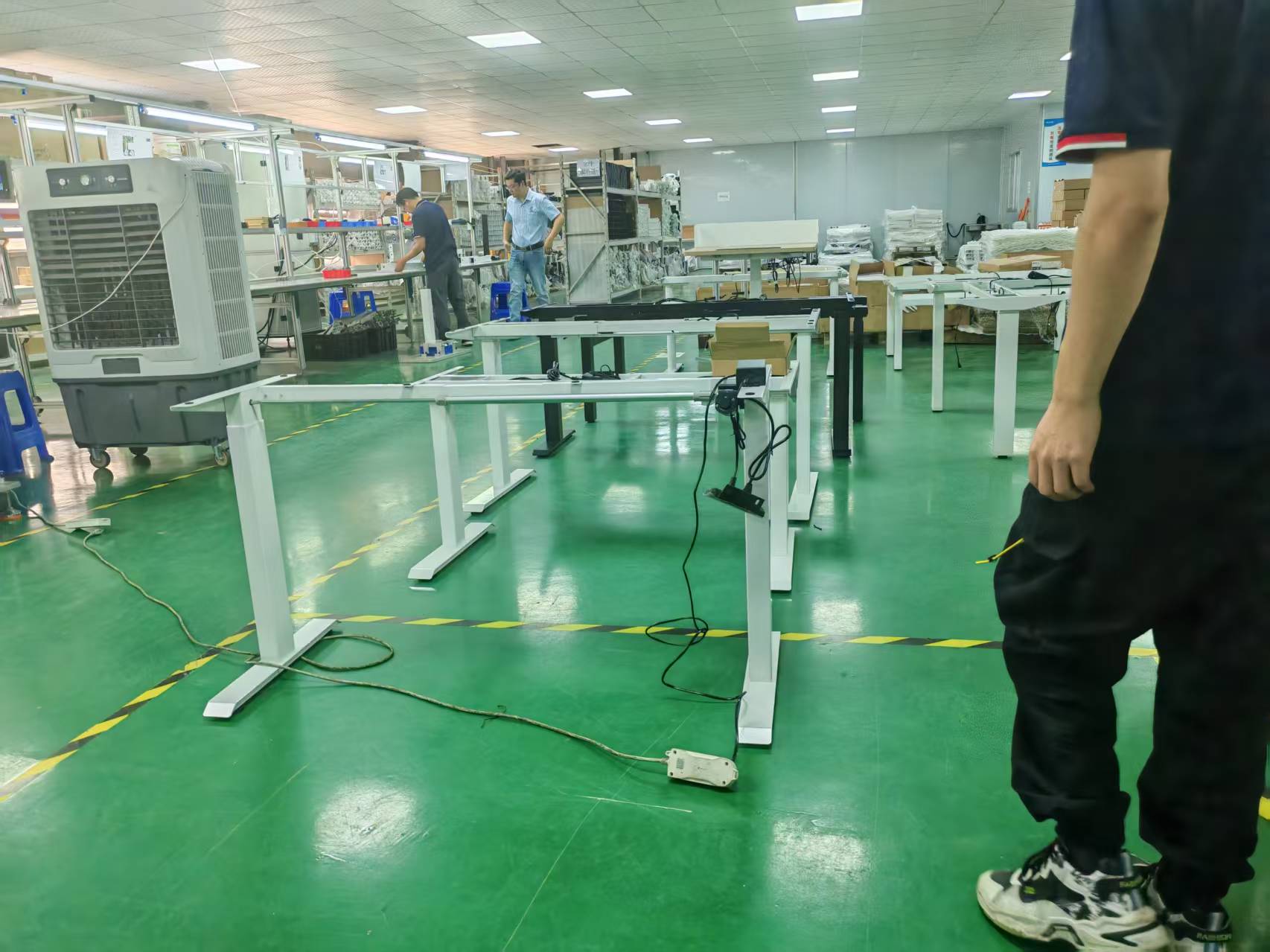 Subtilitas in motu: Quare Huagang Electric stans Pluteum Tabulata constitue stabilitatem